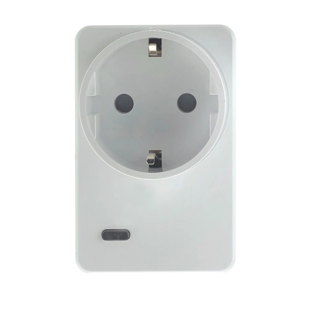 Yale Smart Living Smart Plug 3 Yale Smart Living Smart Plug